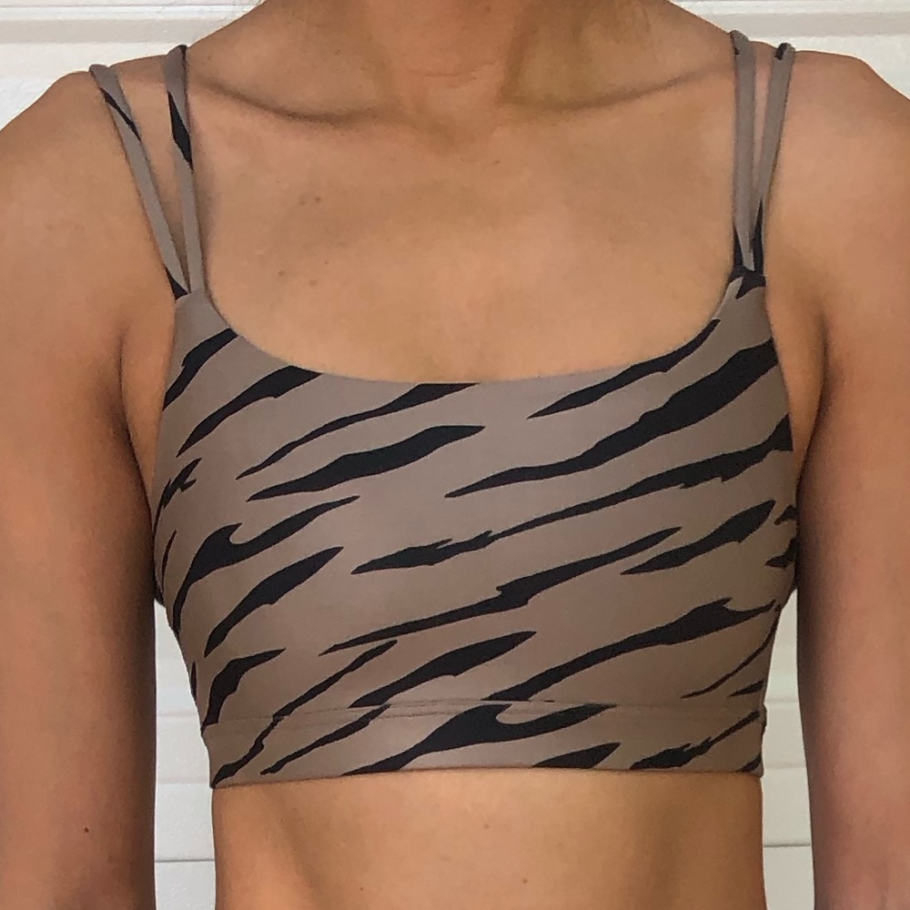 Gaptfit zebra print sports bra